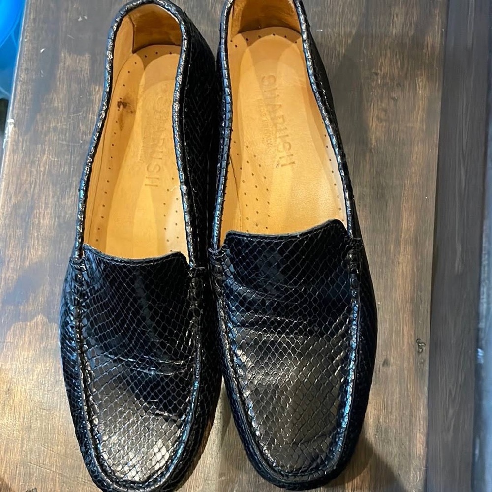 Sharush Women Rare Black Snake Skin Exclusive Loafers